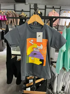 franela simpsons gris oscuro