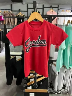 franela jordan roja niño