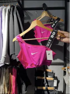 tops licra dama fucsia.