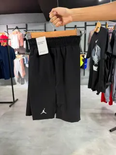 short dryfit jordan negro