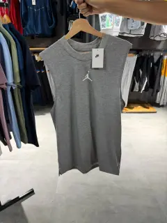 Franelilla gris jordan