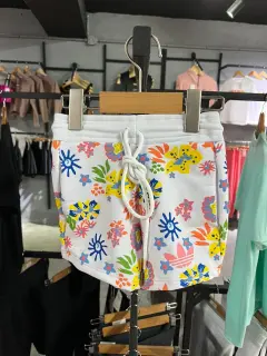 short flores adidas