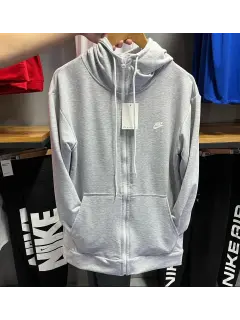 chaqueta gris.jpg